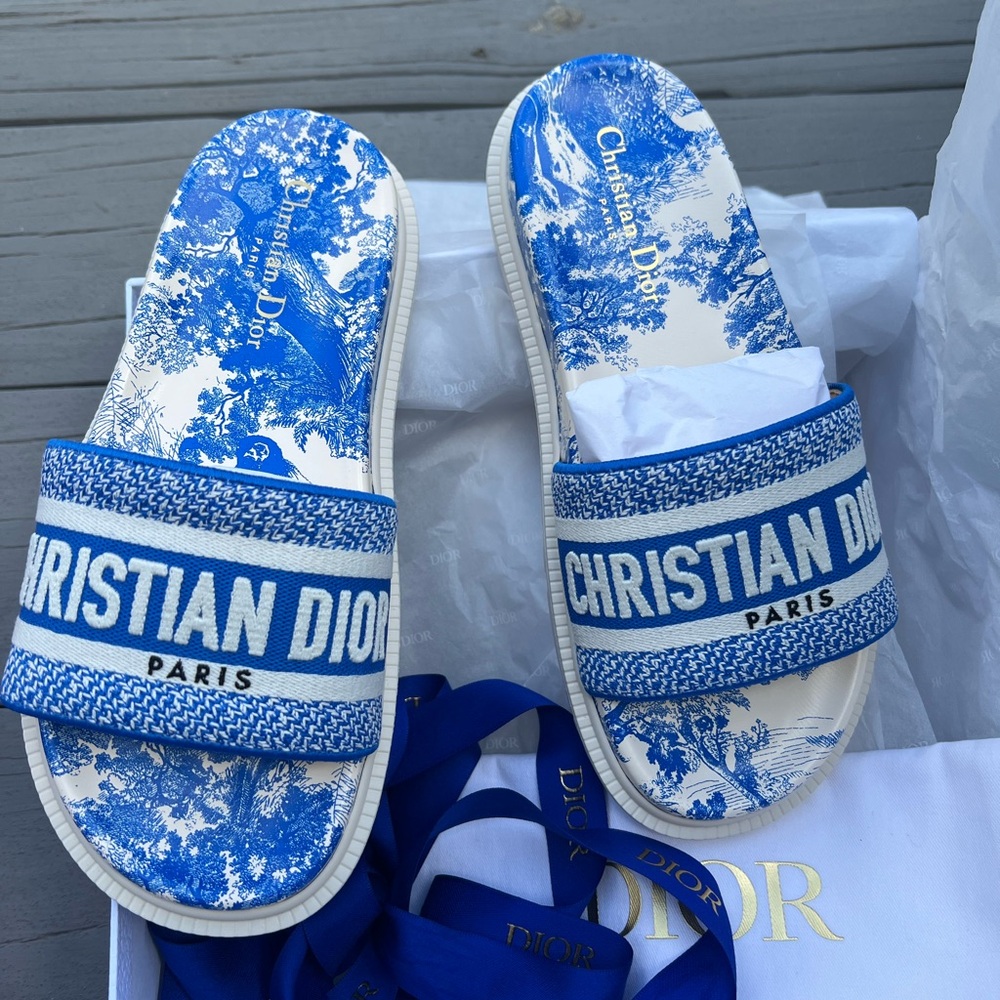 Christian Dior Blue Toile de Jouy Slides size 37.5
